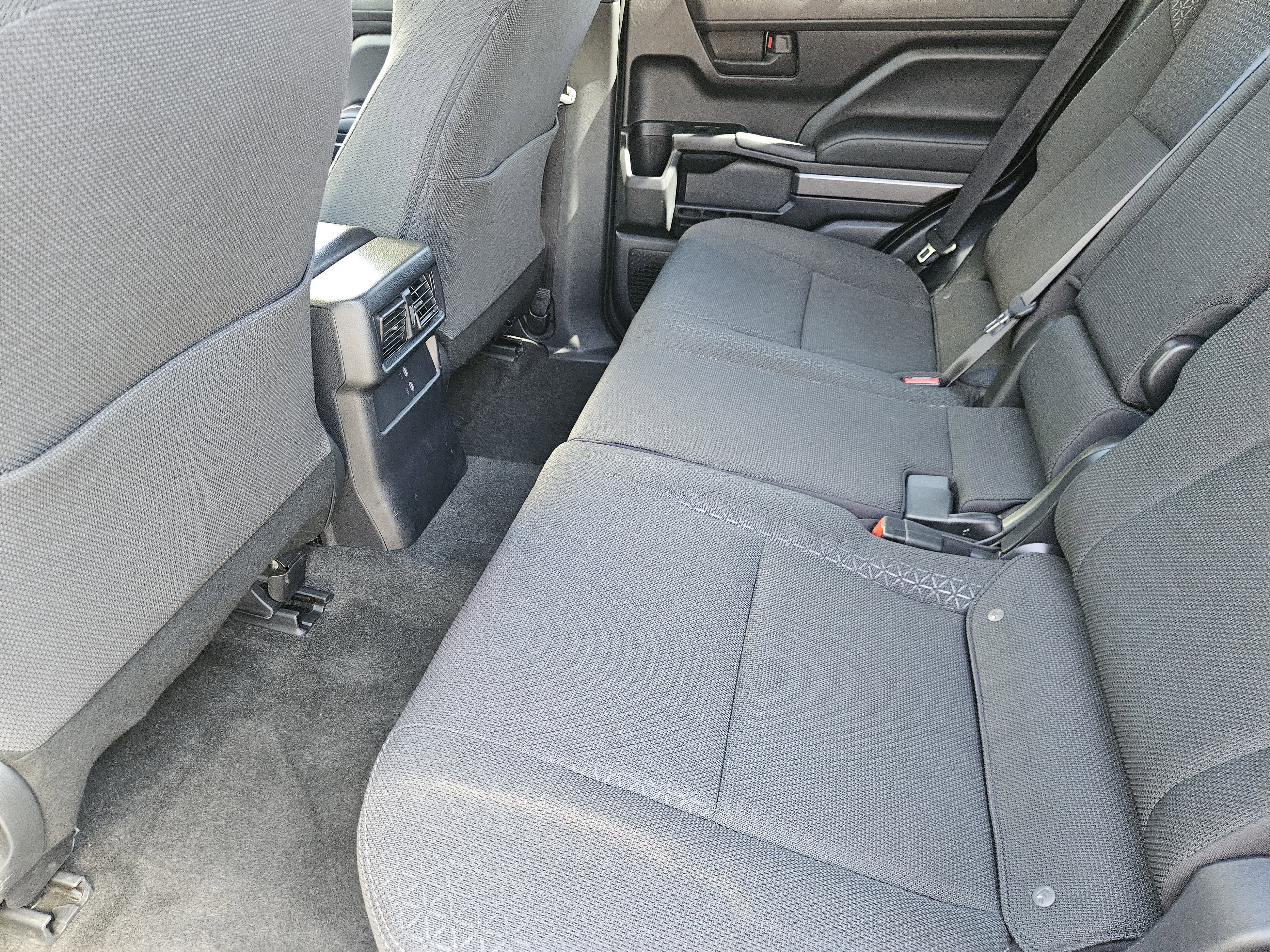 Used 2025 Underground Toyota SR5 image 29