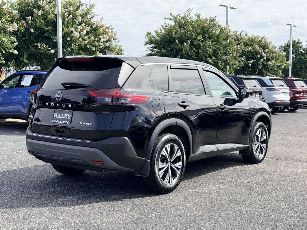 Used 2023 Black Nissan SV image 2