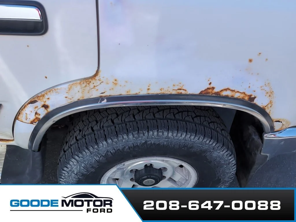 Used 1995  Toyota SR5 image 5