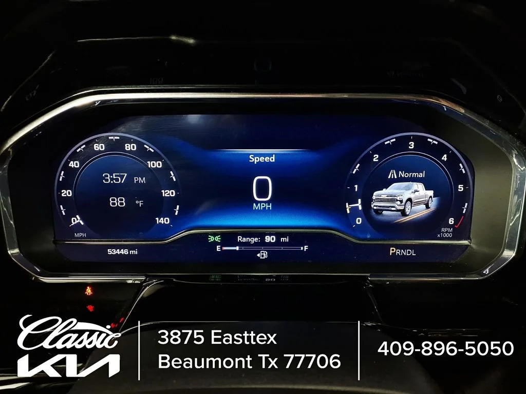 Used 2025 Black Chevrolet LT image 19