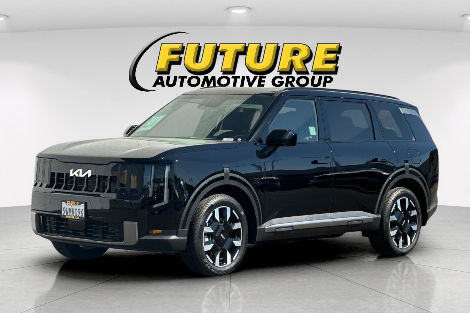 Used 2027 Black Kia S image 8