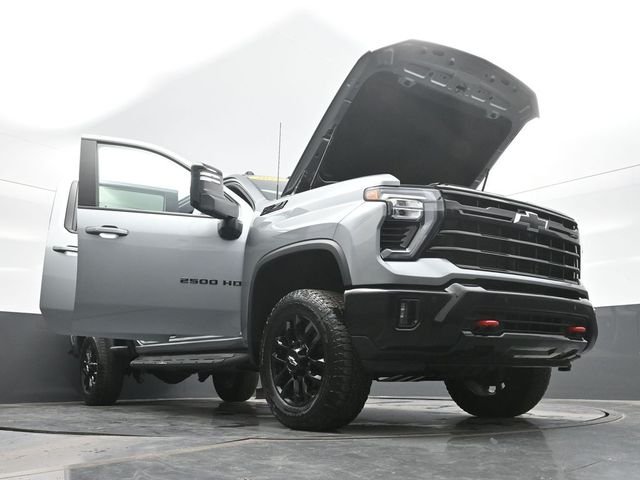 Used 2025 Gray Chevrolet LTZ image 32