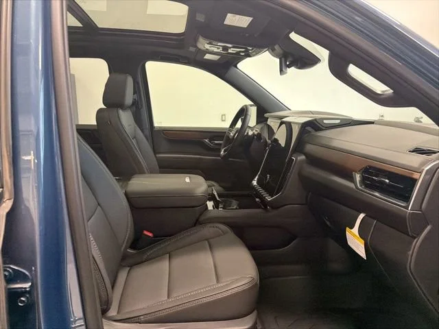 2026 GMC Yukon XL Denali - Photo 30