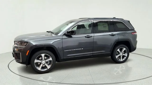New 2026 Baltic Gray Metallic Clearcoat Jeep Limited image 6