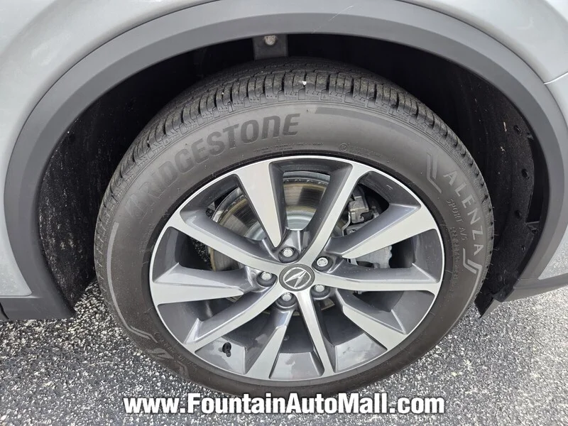 Used 2026 Solar Silver Metallic Acura FWD W/TECHNOLOGY PACKAGE image 7