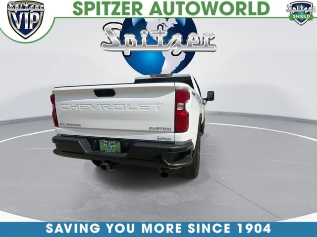 Used 2023 White Chevrolet Custom image 8