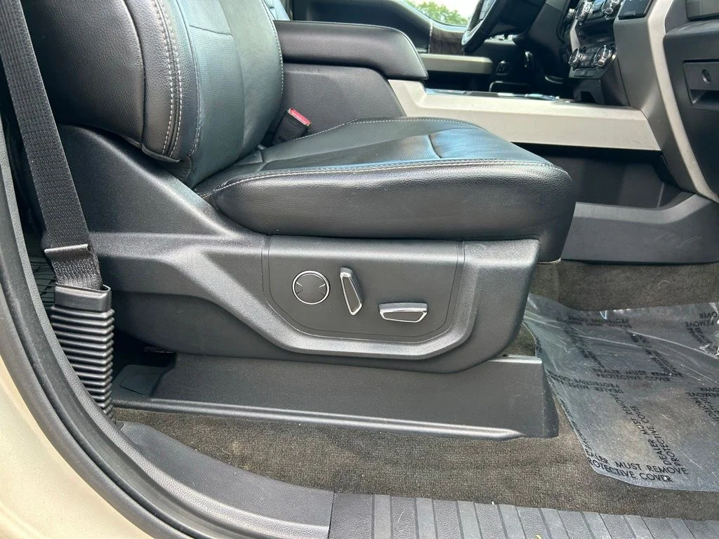 Used 2017 White Gold Metallic Ford Lariat image 42