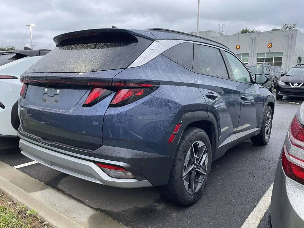 Used 2026 Atlantis Blue Hyundai SEL image 4