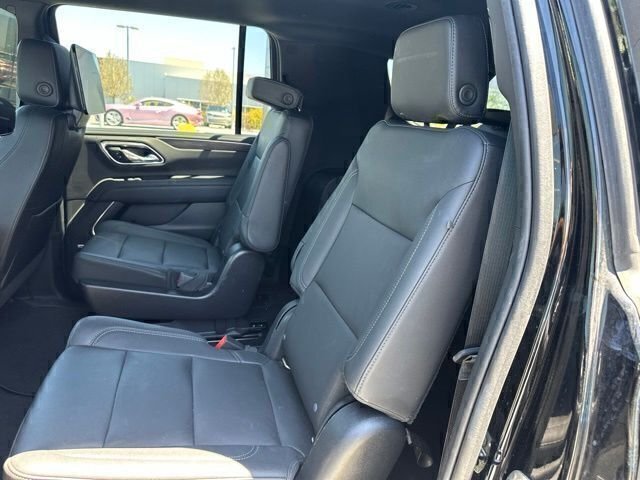 Used 2021 Black Chevrolet Z71 image 11