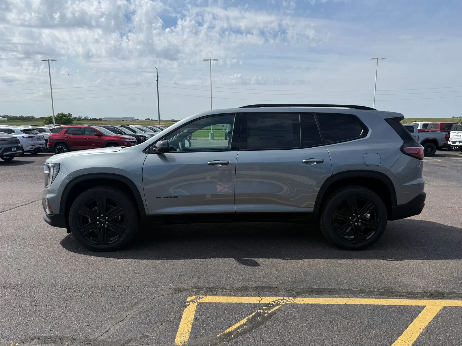 New 2026 Sterling Metallic GMC Elevation image 5