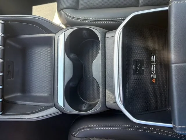 Used 2026 Summit White GMC Elevation image 29