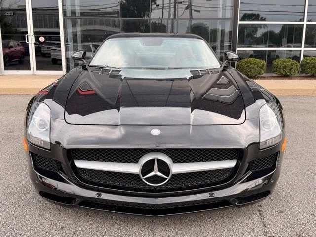 Used 2011 Black Mercedes-Benz Base image 4