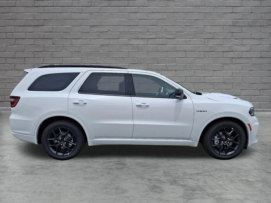 New 2026 White Knuckle Clearcoat Dodge GT Plus HEMI V8 image 9