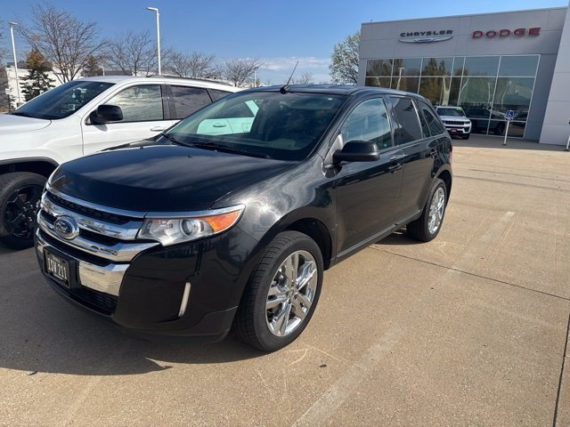Used 2013 Tuxedo Black Metallic Ford SEL image 2