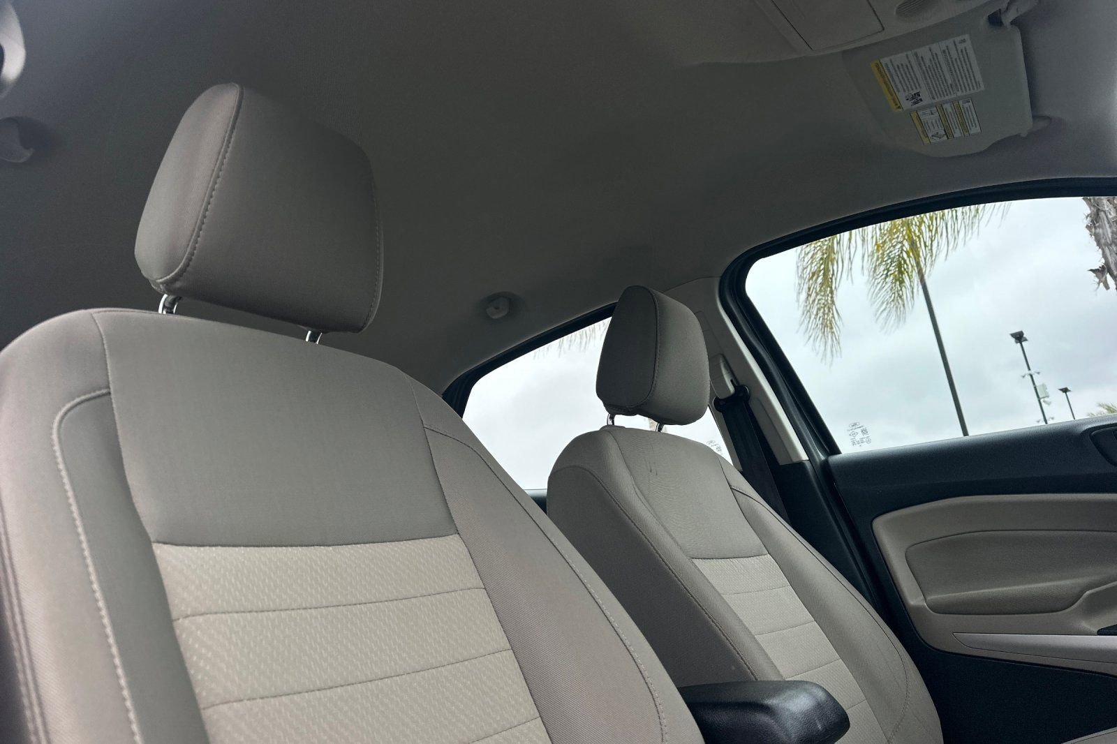 Used 2018 Gray Ford S image 20