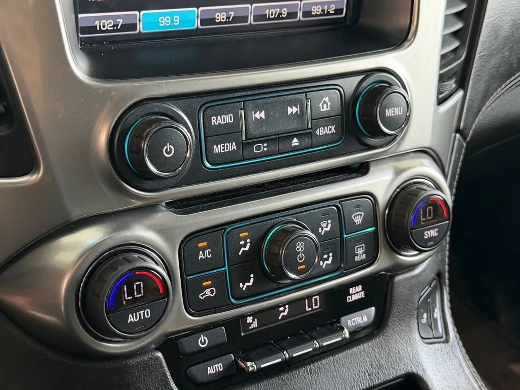 Used 2019 BLACK Chevrolet LT image 20