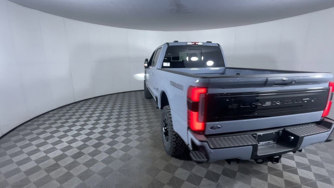 New 2026 Glacier Gray Metallic Tri-Coat Ford Platinum image 7