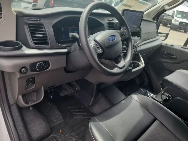 New 2026 Oxford White Ford Base image 18