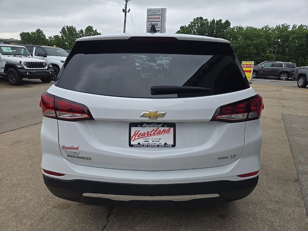 Used 2024 White Chevrolet LT image 10