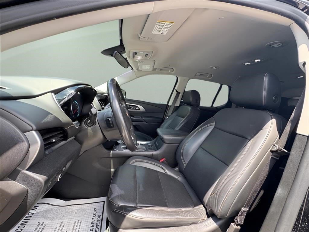 Used 2019 Mosaic Black Metallic Chevrolet LT Leather image 19