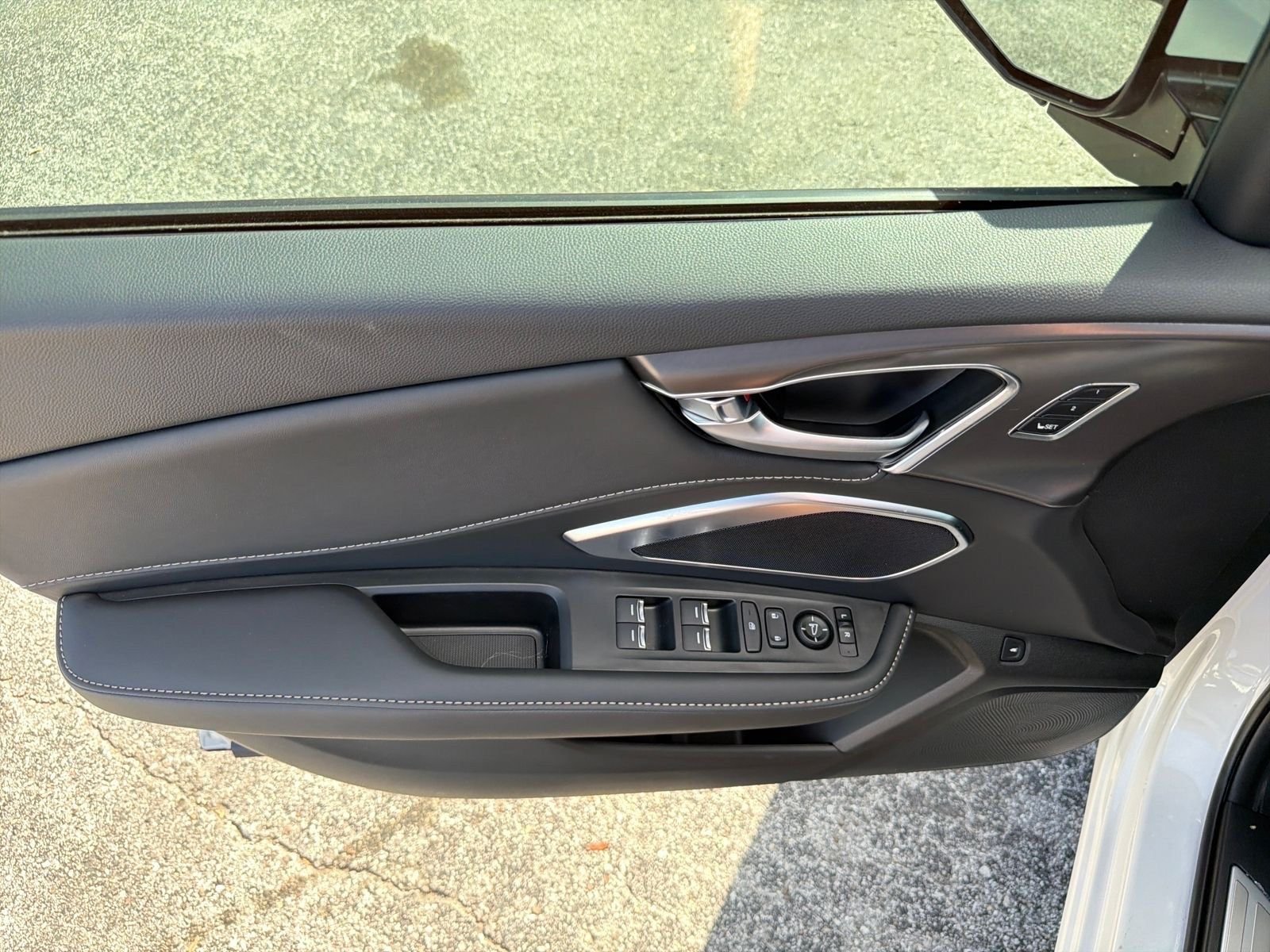 New 2026 Platinum White Pearl Acura Base image 20