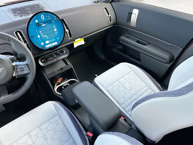 New 2026 Red MINI Oxford Edition image 18