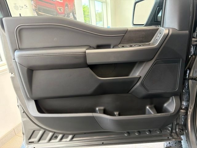 New 2026 Carbonized Gray Metallic Ford XLT image 21