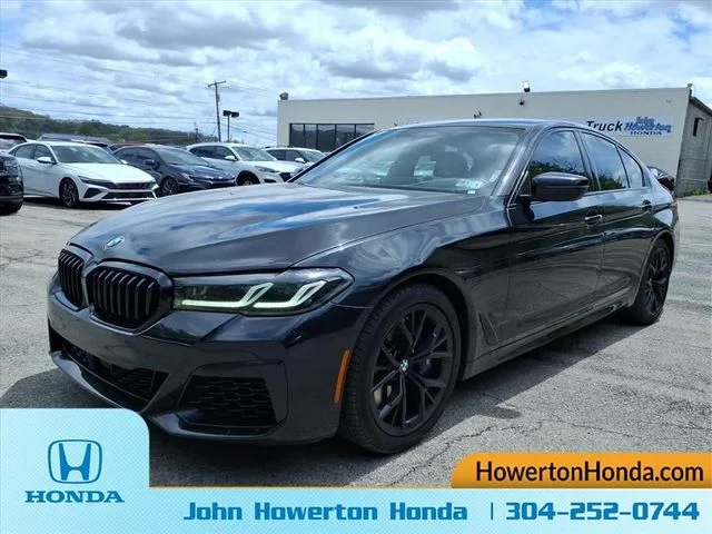 Used 2022 Black BMW 540i xDrive image 10