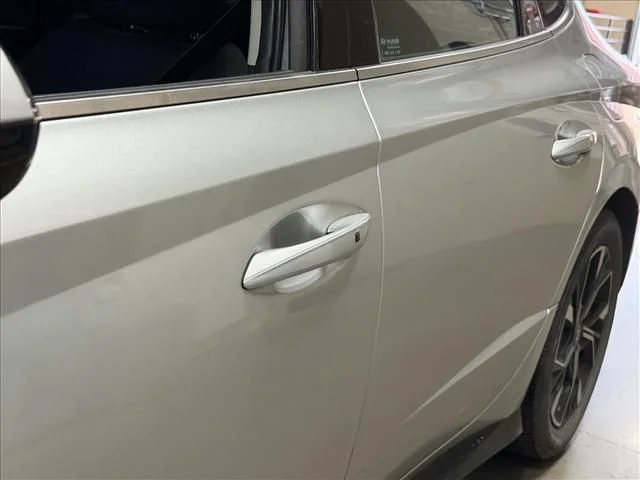 Used 2024 Silver Hyundai SEL image 23