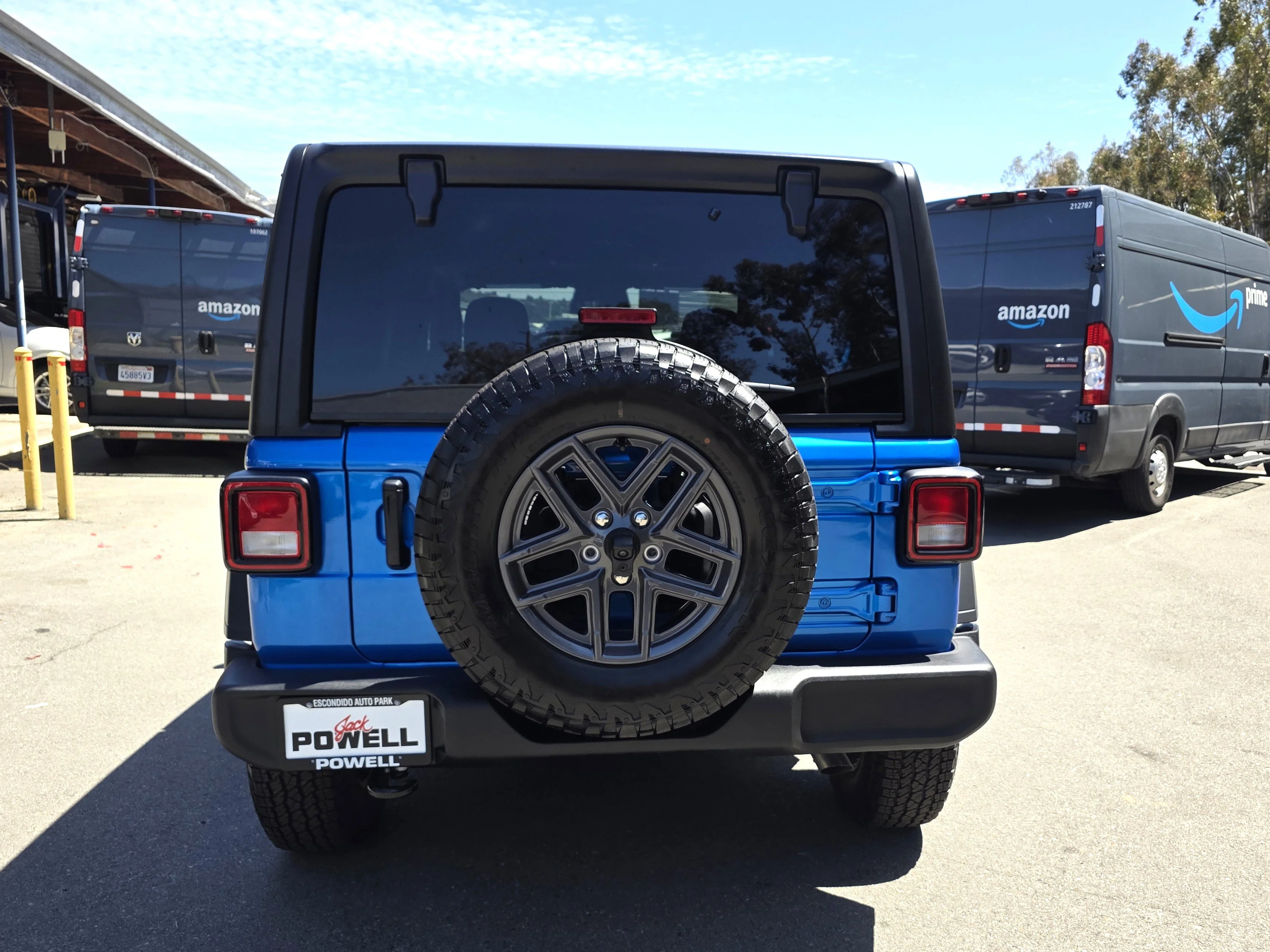 New 2026 Blue Pearl Jeep Sport S image 4