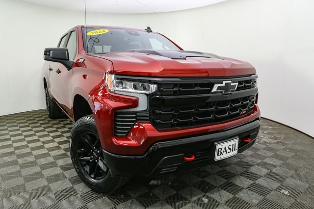 Used 2024 Red Chevrolet LT Trail Boss image 3