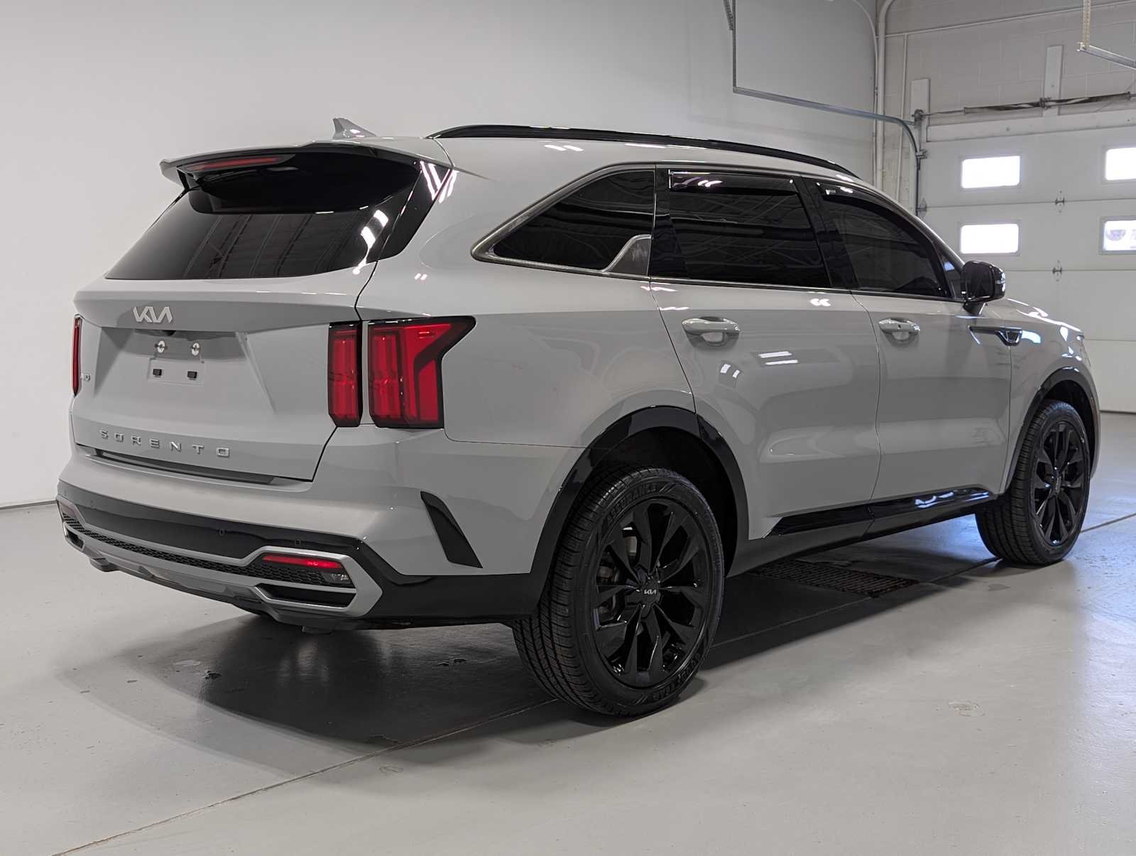 Used 2022 GRAY Kia SX image 8