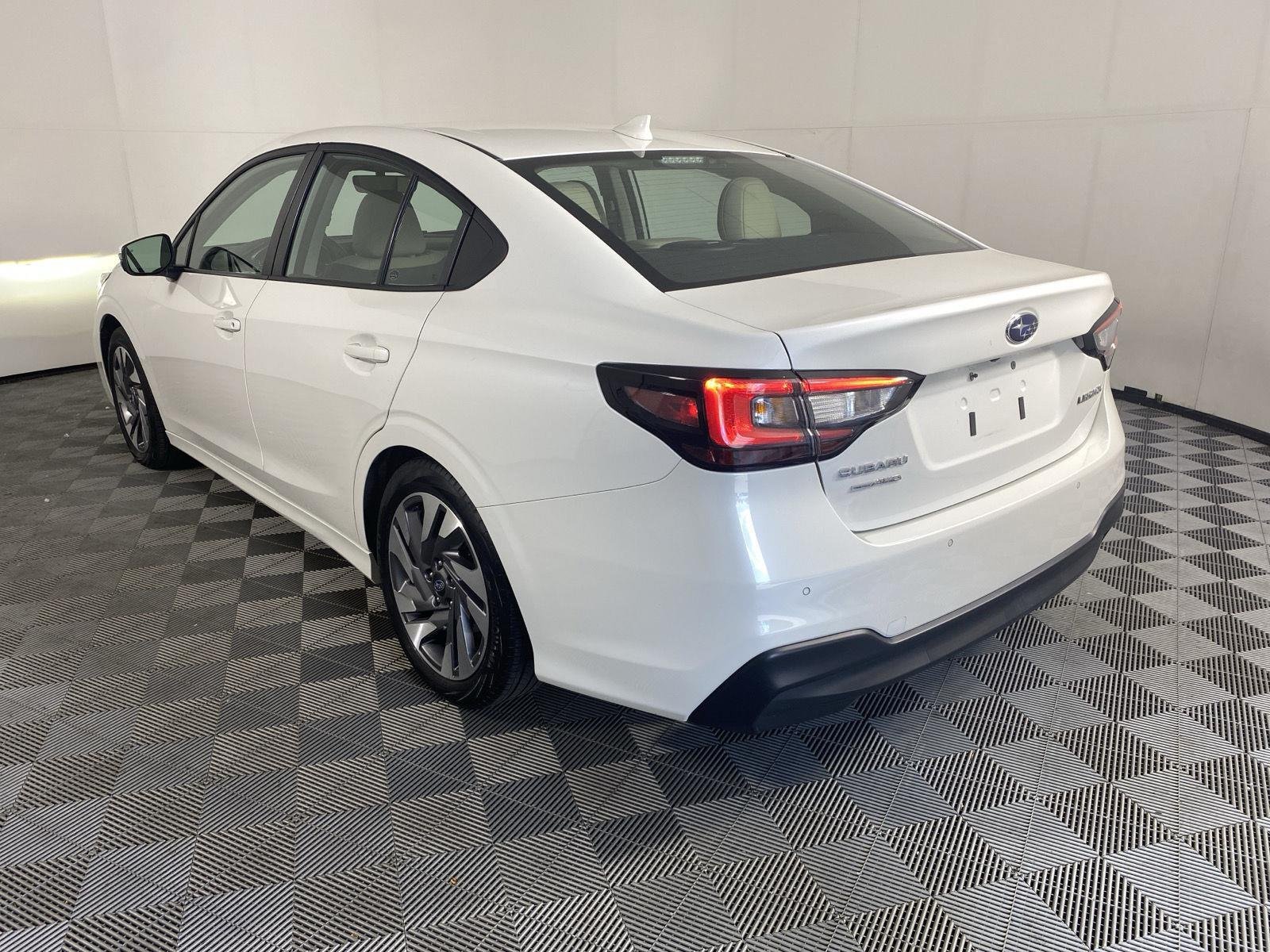 Used 2024 Crystal White Pearl Subaru Limited image 5