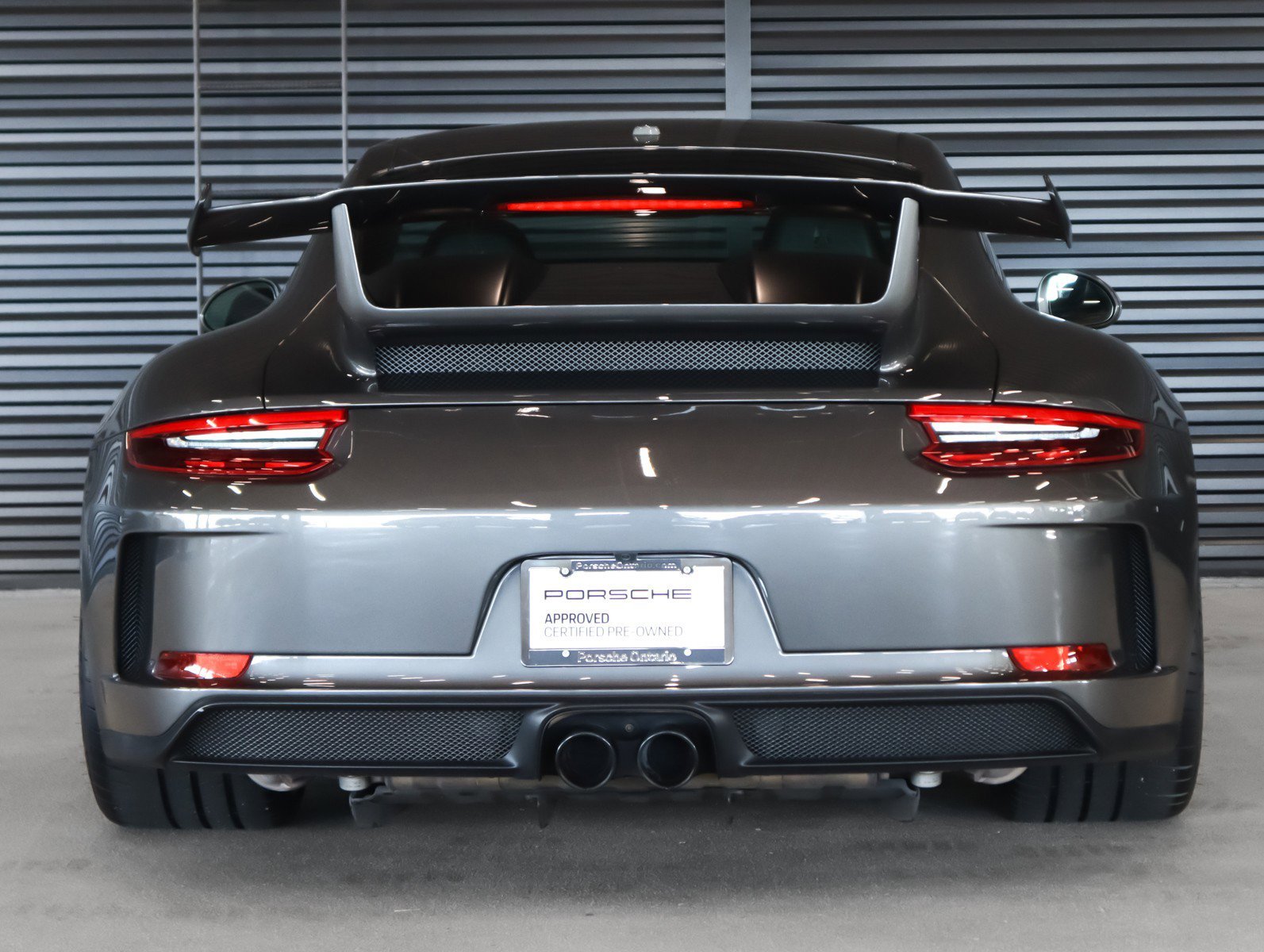 Used 2018 Agate Grey Metallic Porsche GT3 Coupe image 9