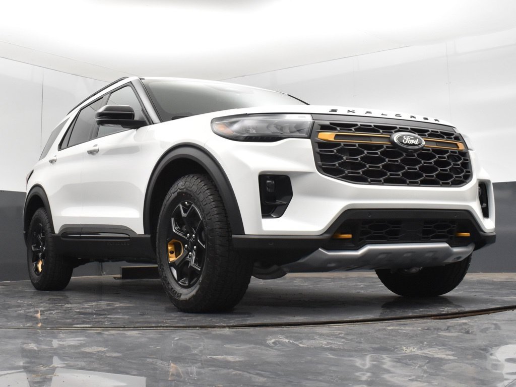 2026 Ford Explorer Tremor - Photo 24