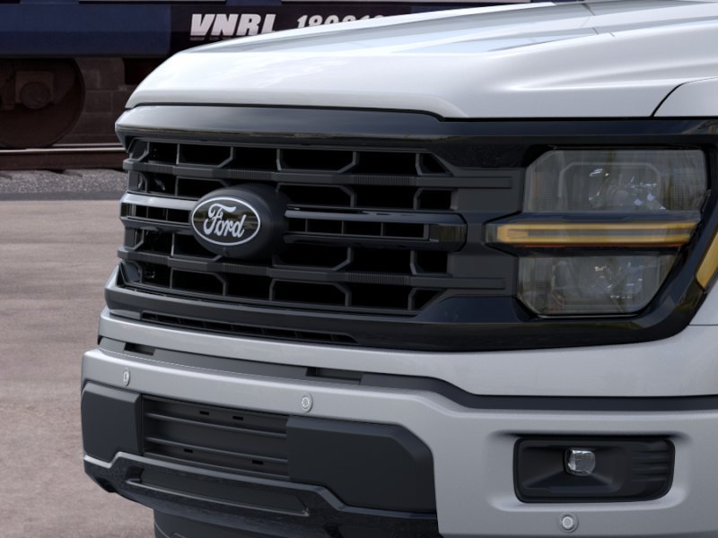 New 2026 Iconic Silver Metallic Ford XLT image 17