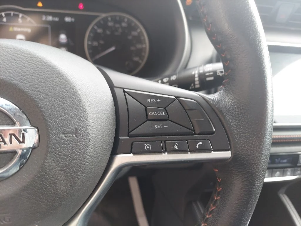 Certified Used 2020 White Nissan SR image 13