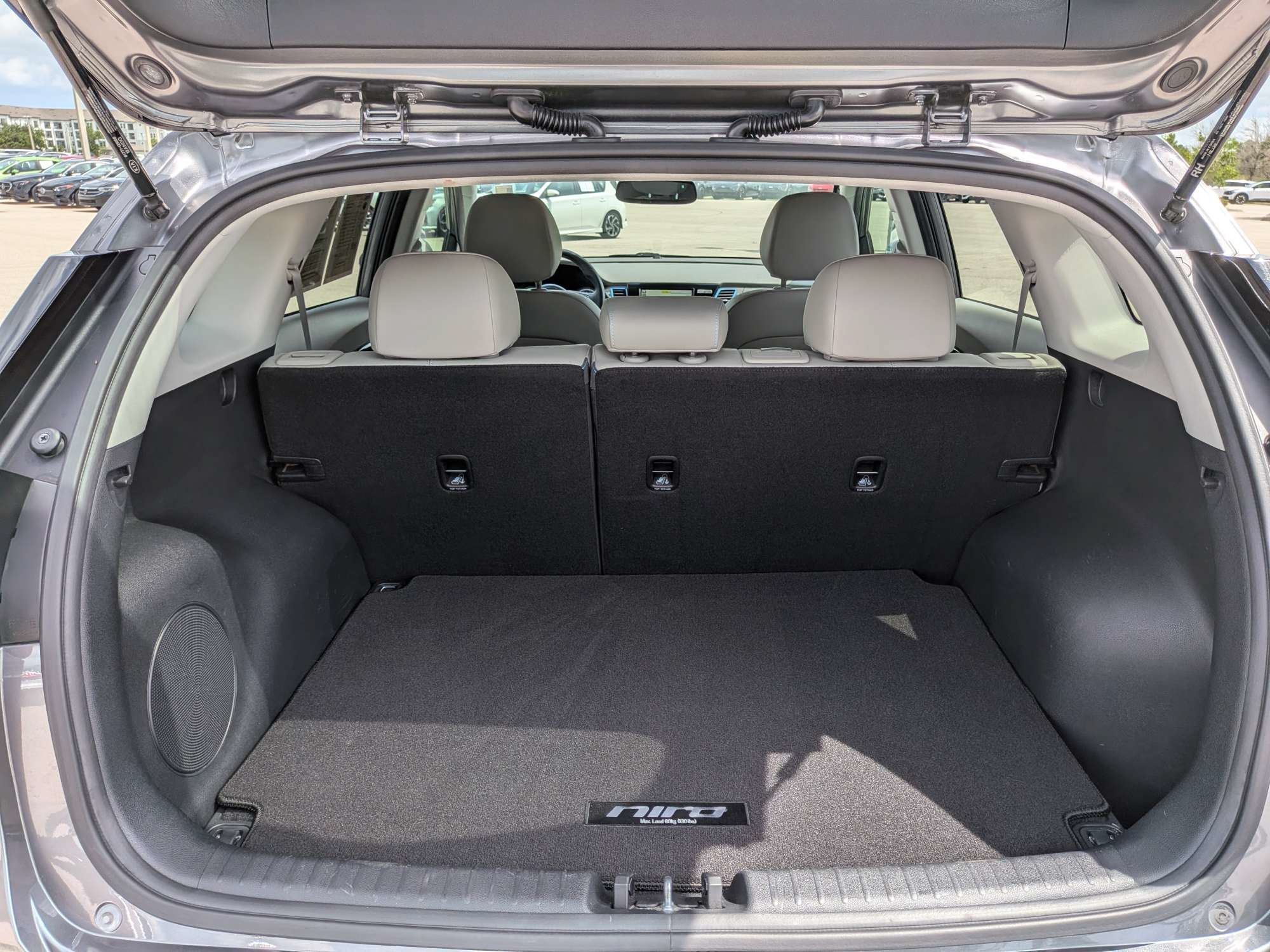 Used 2017 Metal Stream Kia Touring image 16