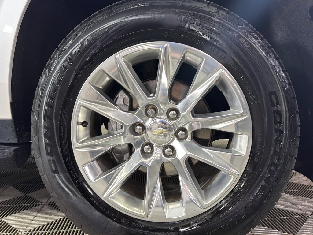 Certified Used 2021 IRIDESCENT PEARL TRICOAT Chevrolet Premier image 41