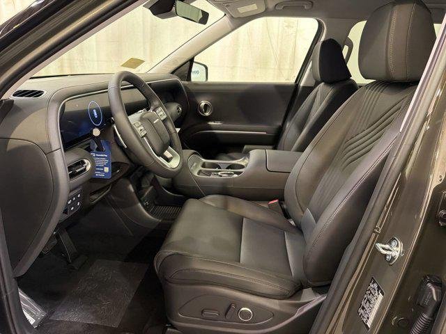 New 2026 Titan Green Hyundai SEL 8P image 13