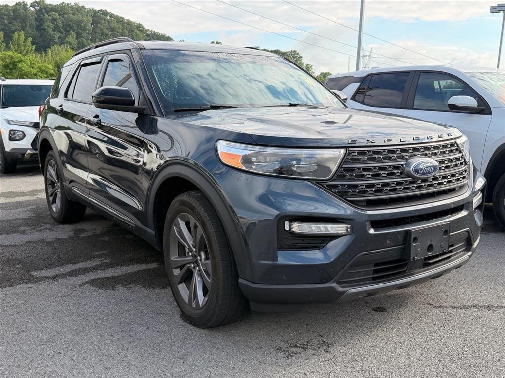 Used 2024 Stone Blue FORD XLT image 3