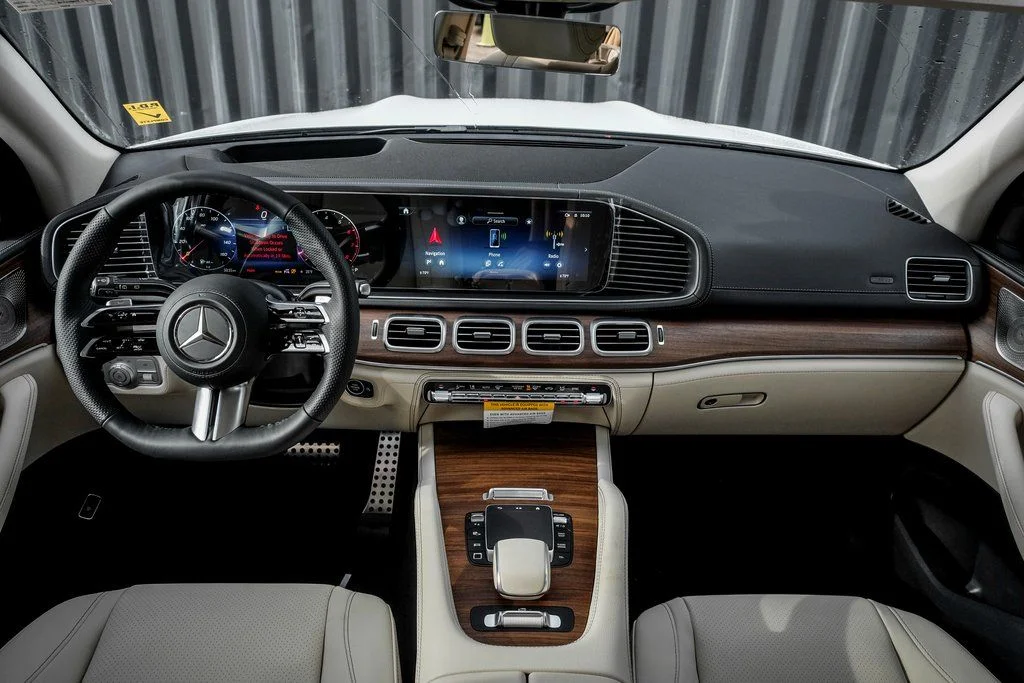 Certified Used 2026 Polar White Mercedes-Benz GLS 450 image 23