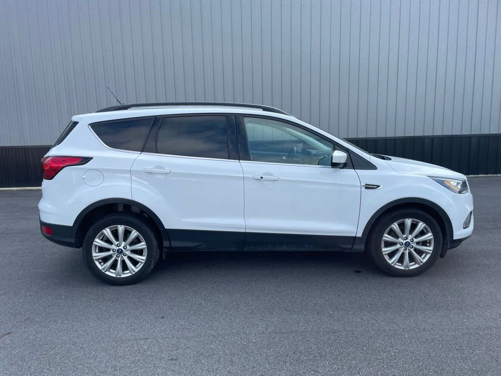 Used 2019 White Ford SEL image 5