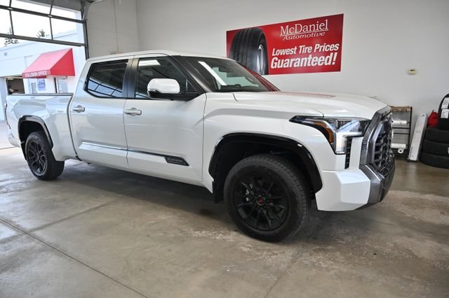 New 2026 Wind Chill Pearl <sup>1</sup> Toyota  Platinum image 4