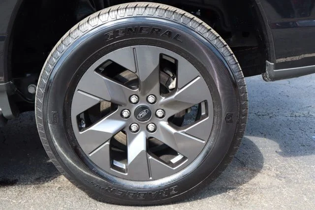 Used 2024 Black Ford Flash image 40