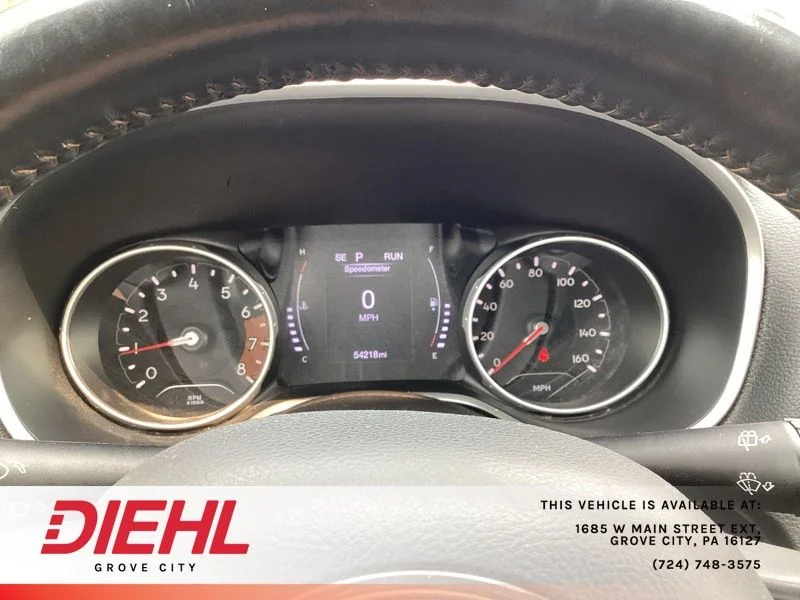 Used 2020 Red Jeep Latitude image 24