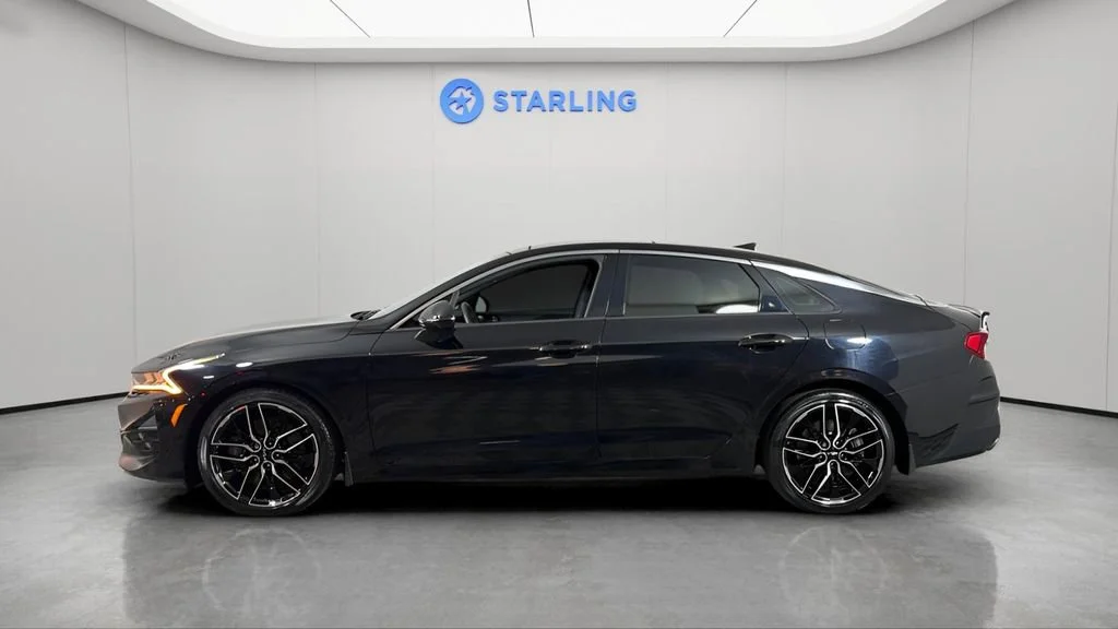 Used 2023 Black Kia GT image 3