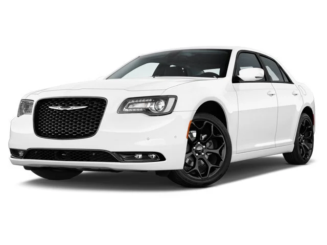 Used 2018 Red Chrysler Touring image 4