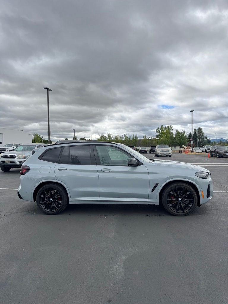 Used 2024 Brooklyn Gray Metallic BMW M40i image 12