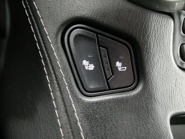 Used 2015 Summit White Chevrolet LT image 32